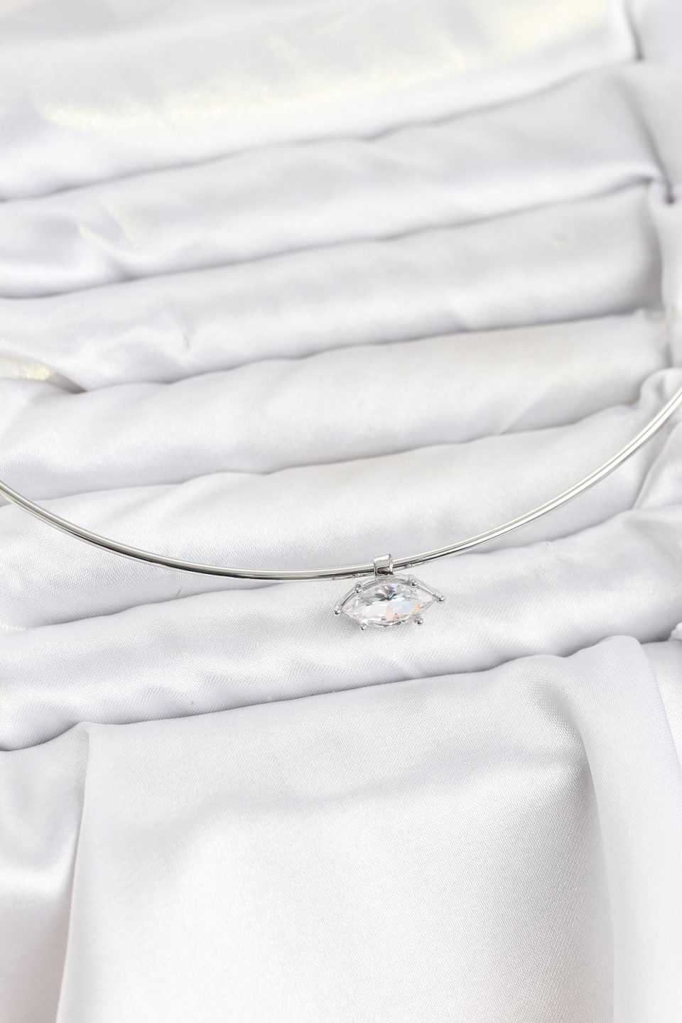 Shekka Pirinç Gümüş Renk Choker Model Zirkon Taşlı Kadın Kolye — görsel 2