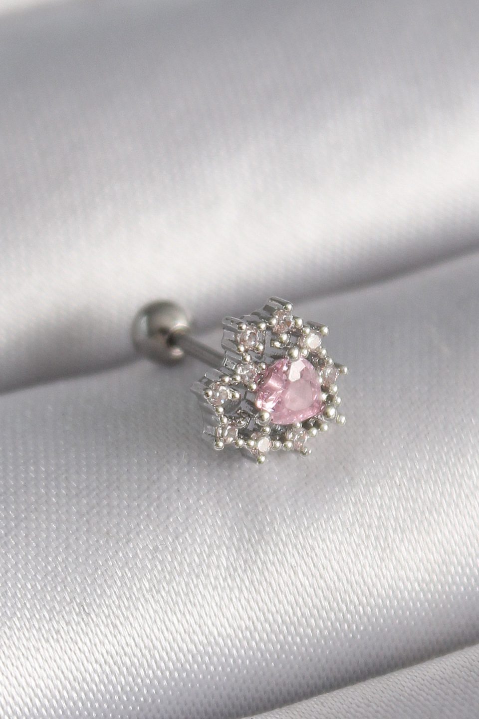 Shekka 316L Çelik Gümüş Renk Zirkon Taşlı Kalp Tragus Piercing