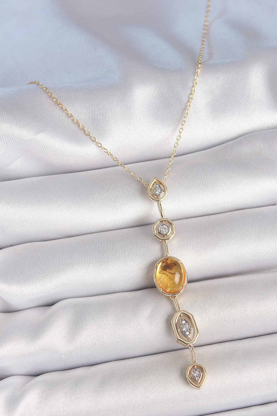Shekka Pirinç Zincir Kehribar Sarı Gold Renk Zirkon Taşlı Y Kolye