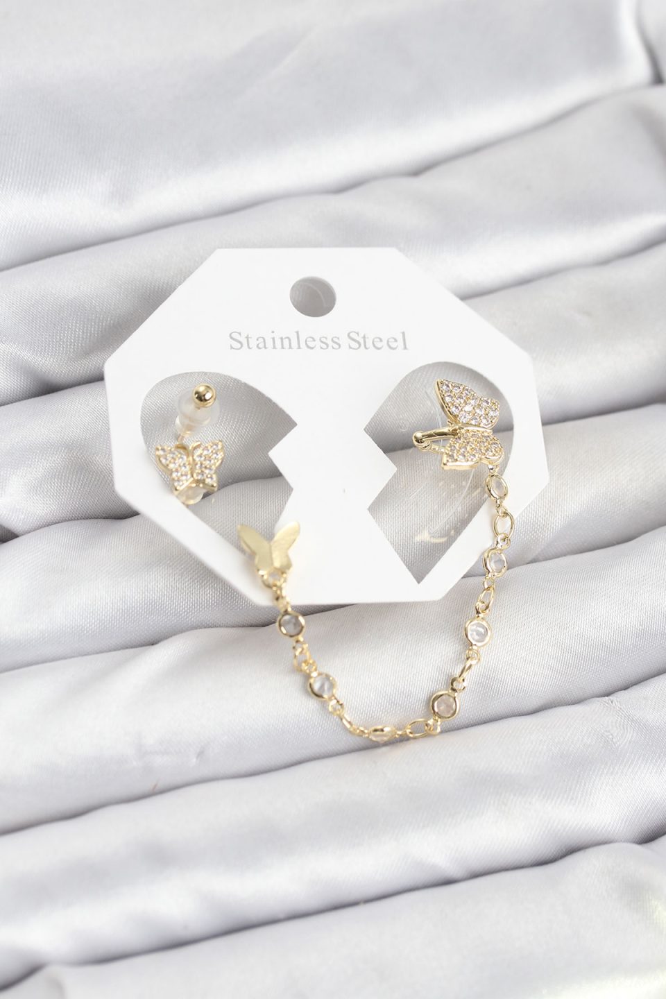 Shekka Kelebek Model Pirinç Gold Renk Zincir Bağlantılı Ear Cuff Küpe Seti