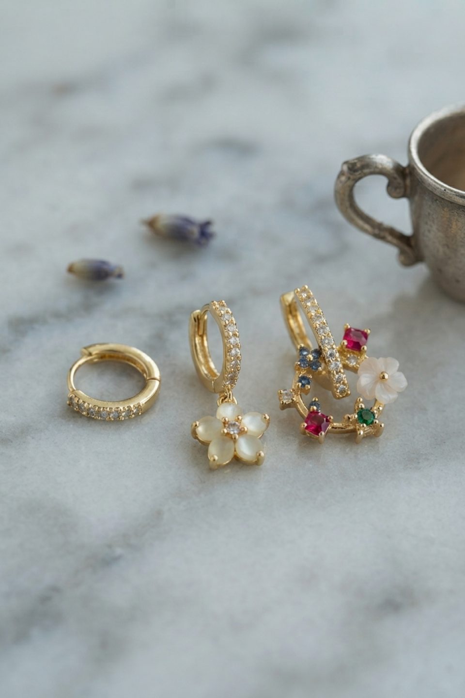 Shekka 3 lü Set Gold Renk Çiçek Model Küpe