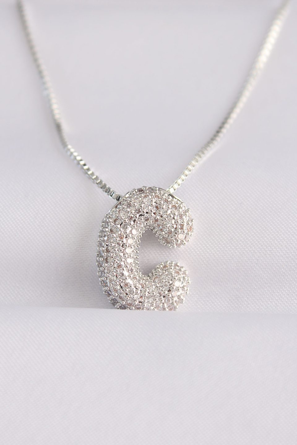 Shekka 316L Çelik Zincirli Zirkon Taşlı C Harfli Silver Renk Bubble Kolye