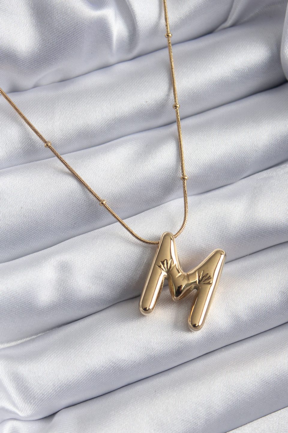 Shekka 316L Çelik Gold Renk Bubble "M" Harf Model Kadın Kolye