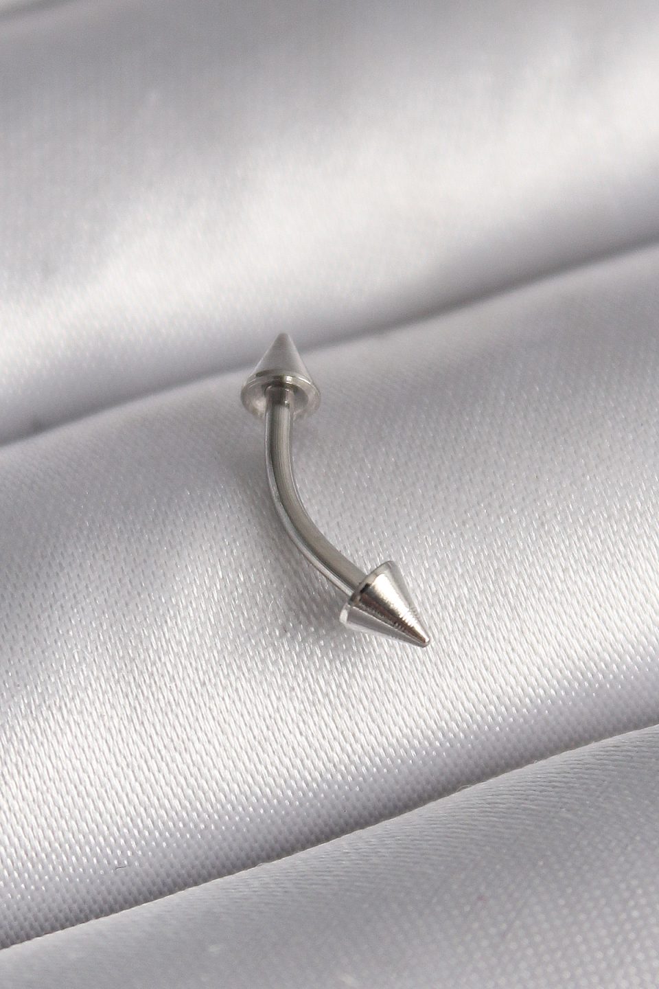 Shekka 316L Çelik Gümüş Renk Çivi Model Piercing