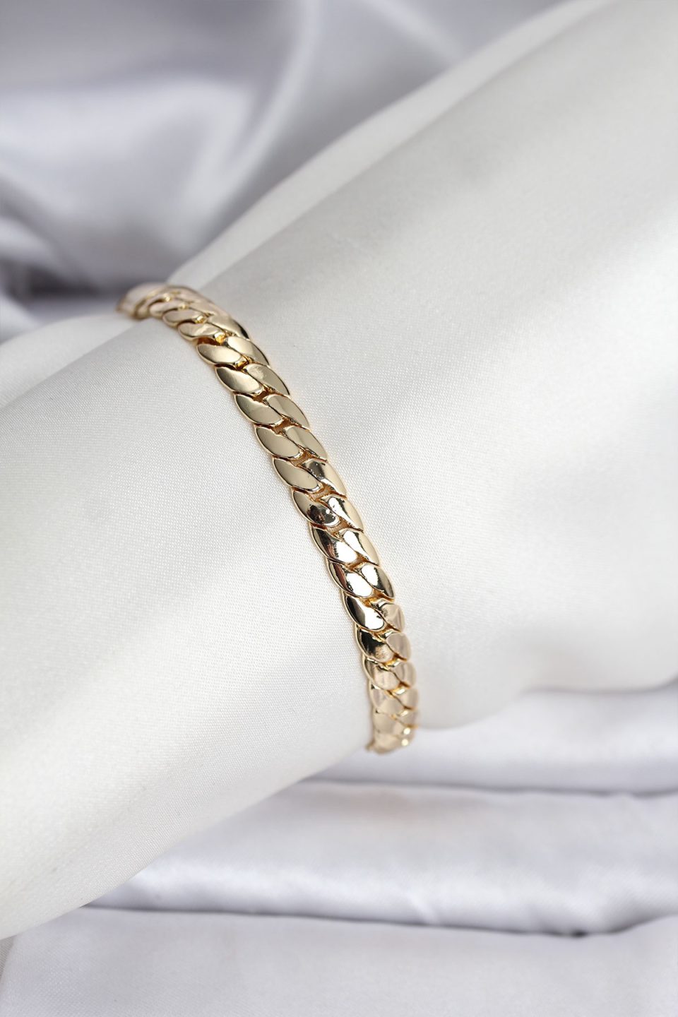 Shekka 14K Gold Renk Kaplama Ezme Zincir Model Kadın Bileklik