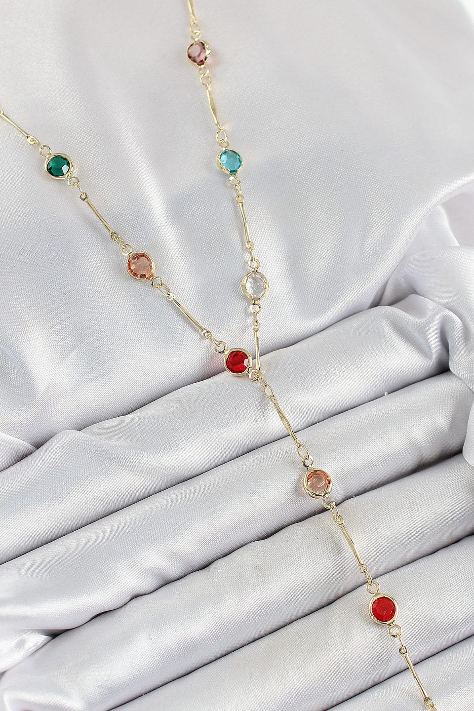 Shekka Pirinç Asorti Model Gold Renk Zirkon Taşlı Y Kolye