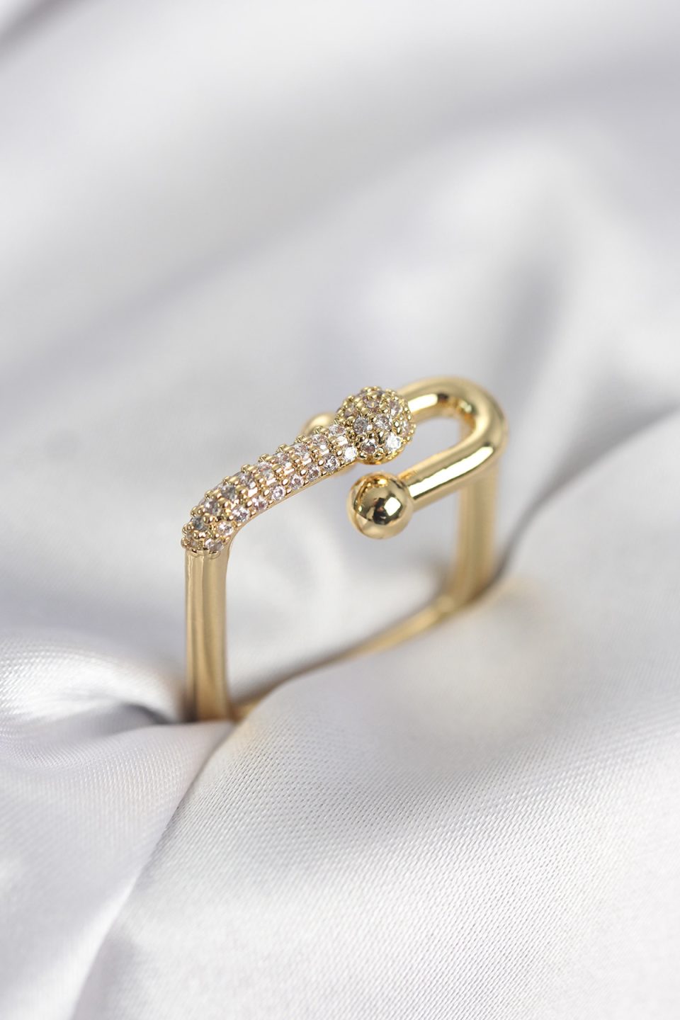 Shekka Gold Renk Zirkon Taşlı Tifani Model Kare Kadın Yüzük