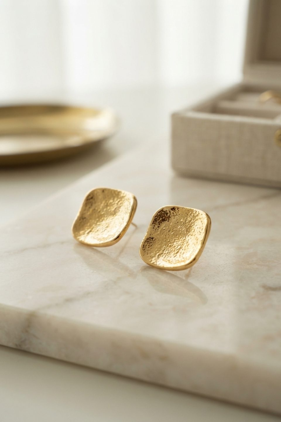 Shekka 316L Çelik Gold Renk Ters Bombe Model Küpe