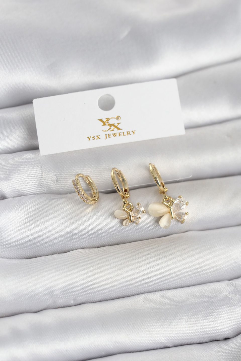 Shekka Pirinç Gold Renk Kelebek Model 3'lü Kadın Küpe