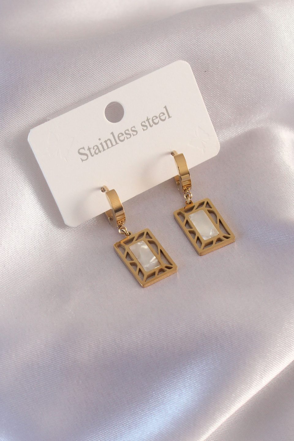 Shekka Çelik Gold Renk Kare Kadın Küpe
