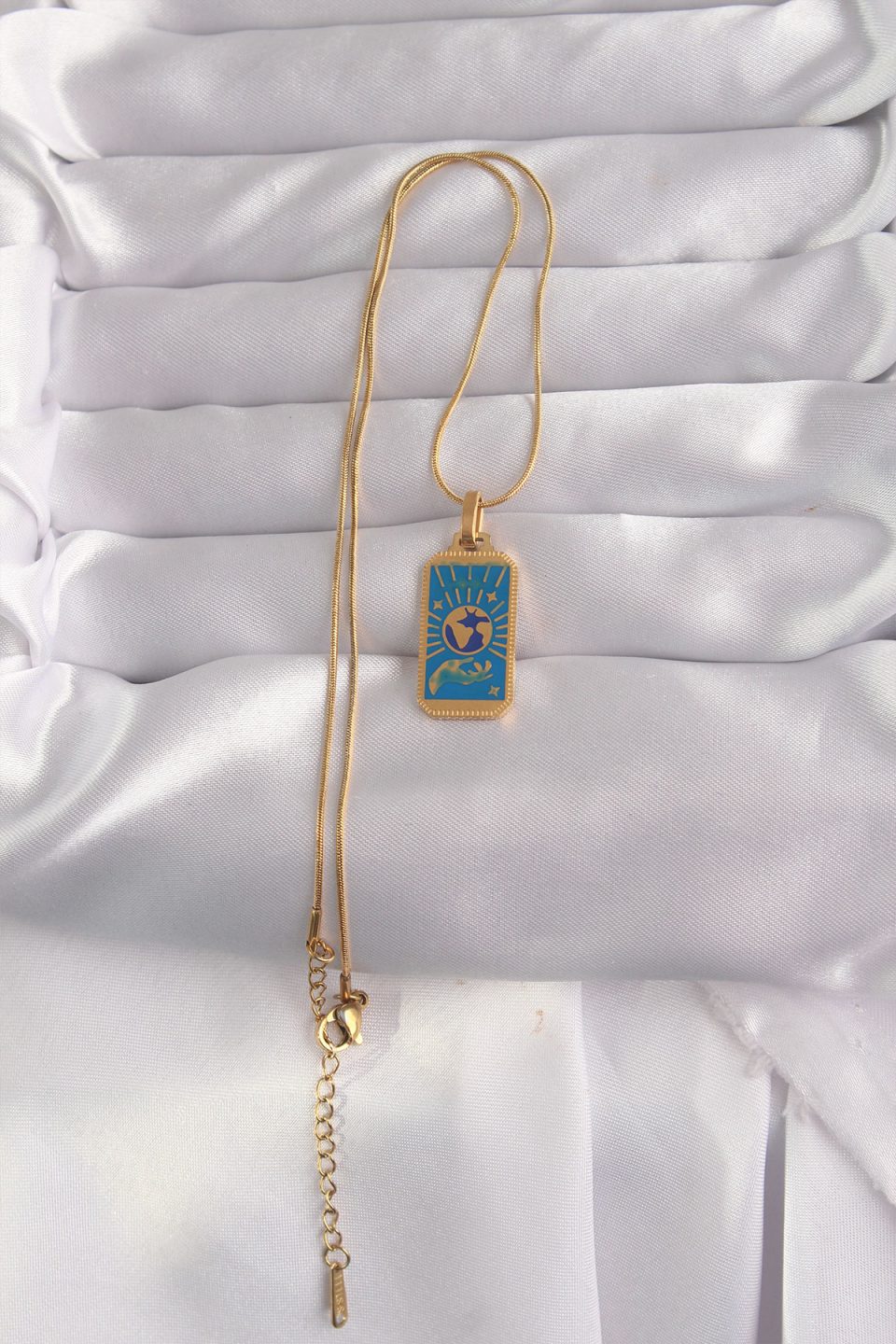 Shekka 316L Çelik Gold Renk Mavi Mineli El Figür Tarot Kolye — görsel 2