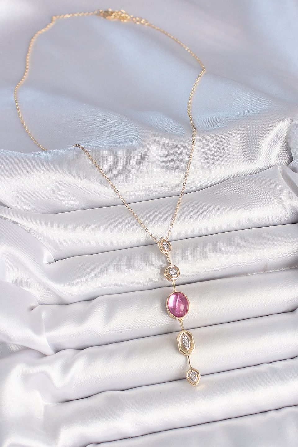 Shekka Pirinç Zincir Gold Renk Pembe Zirkon Taşlı Y Kolye — görsel 2