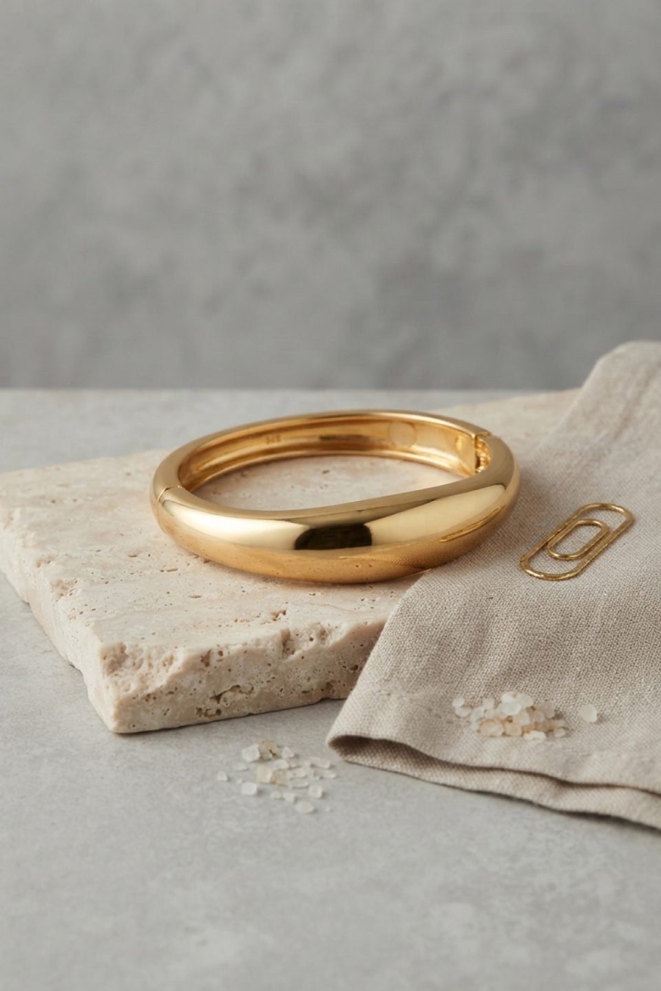 Shekka Gold Renk Pirinç Bombe Model Vintage Kelepçe Bilezik