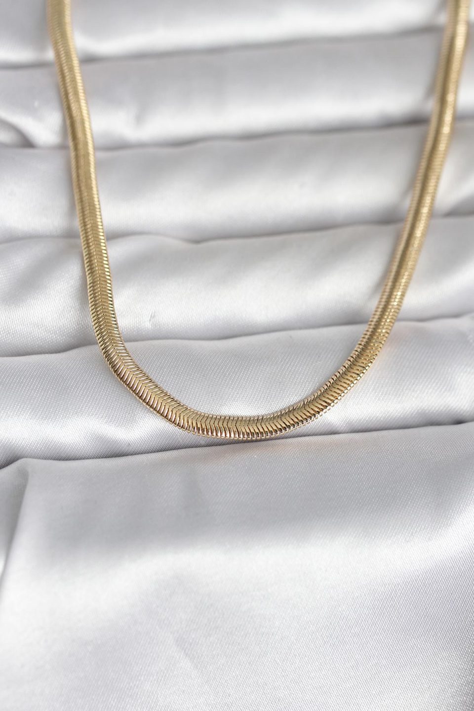 Shekka CM 14K Gold Renk Yassı Yılan Zincir Model 45 cm Kadın Kolye