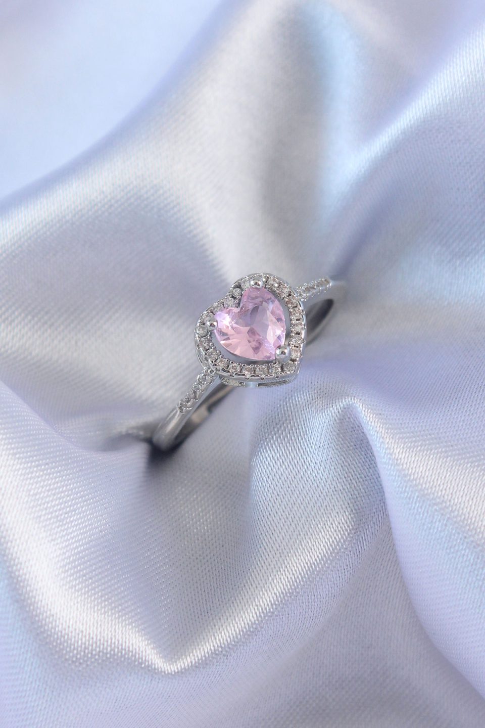 Shekka Gümüş Renk Pembe Zirkon Taşlı Kalp Charm Model Pirinç Kadın Yüzük